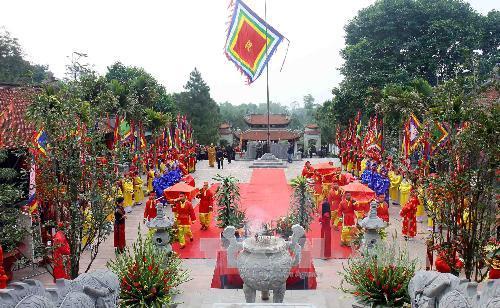 TOUR CÔN SƠN - KIẾP BẠC