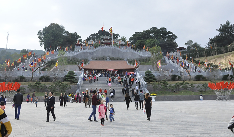 TOUR CHÙA BA VÀNG - ĐỀN CỬA ÔNG