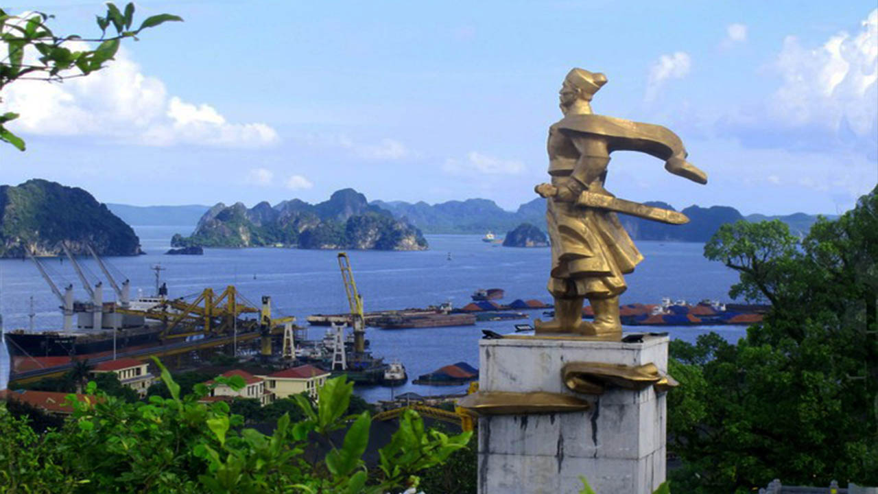 TOUR CHÙA BA VÀNG - ĐỀN CỬA ÔNG